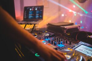 dj business boom: DJ Event Gear